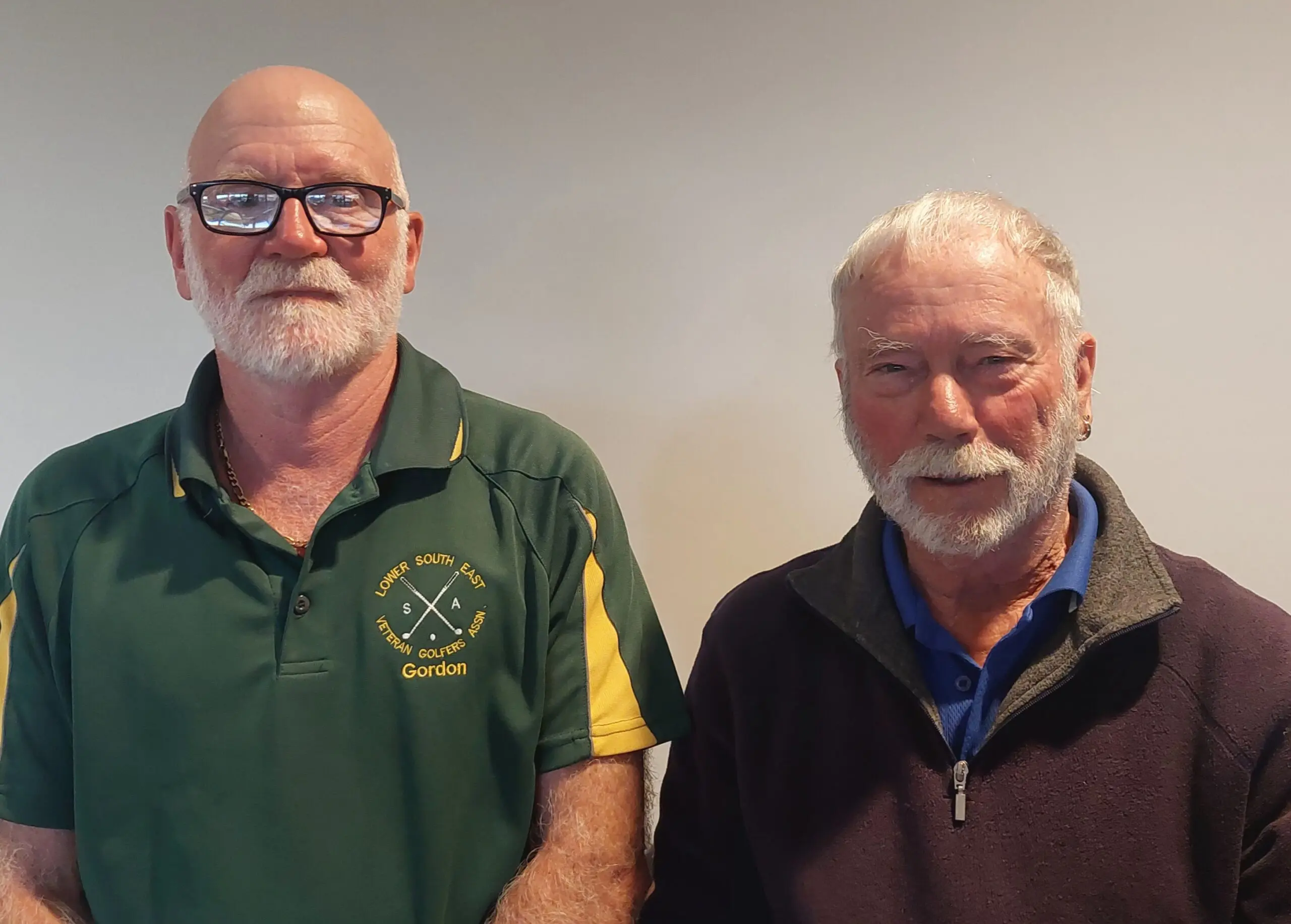 _Sport – SE Veteran golf results picture 1-2 Gordon Fleming, Robe, left, and Wayne Dunford, Blue Lake, right
