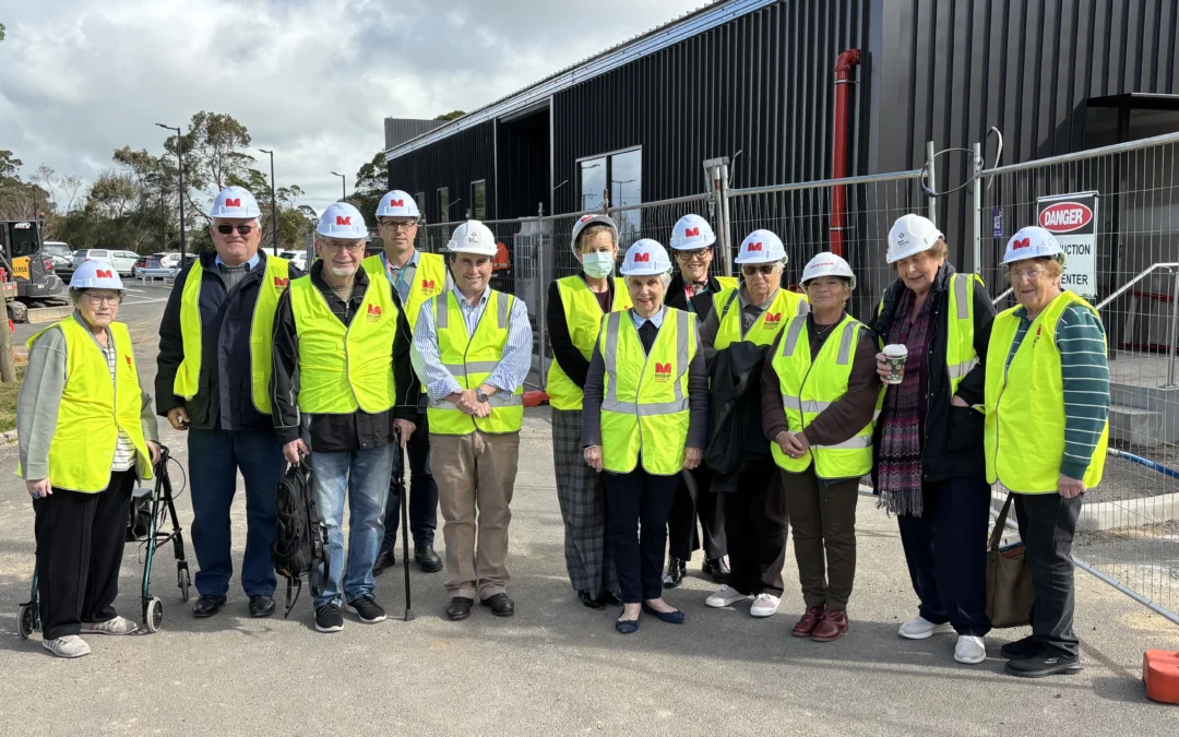 Radiotherapy group tours new cancer care centre